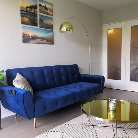 Toulouse Blagnac Airport Apartment: Netflix & Terrace Exterior photo